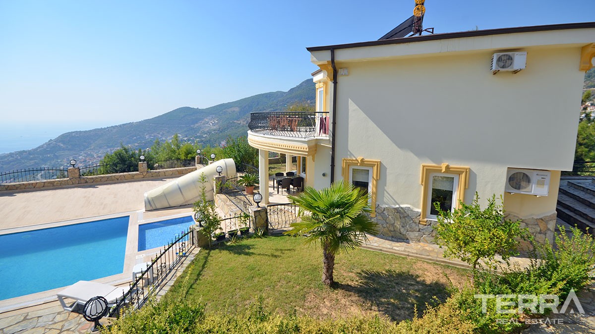 Sea-view Fully Furnished and Exclusive Villa for Sale in Alanya - 16305