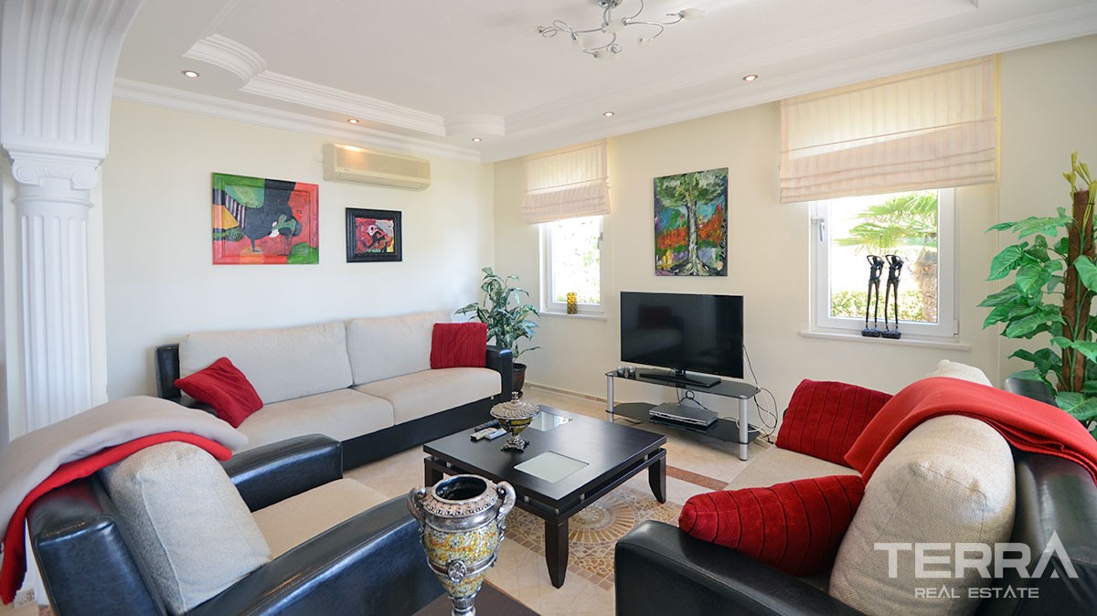 Sea-view Fully Furnished and Exclusive Villa for Sale in Alanya - 16310