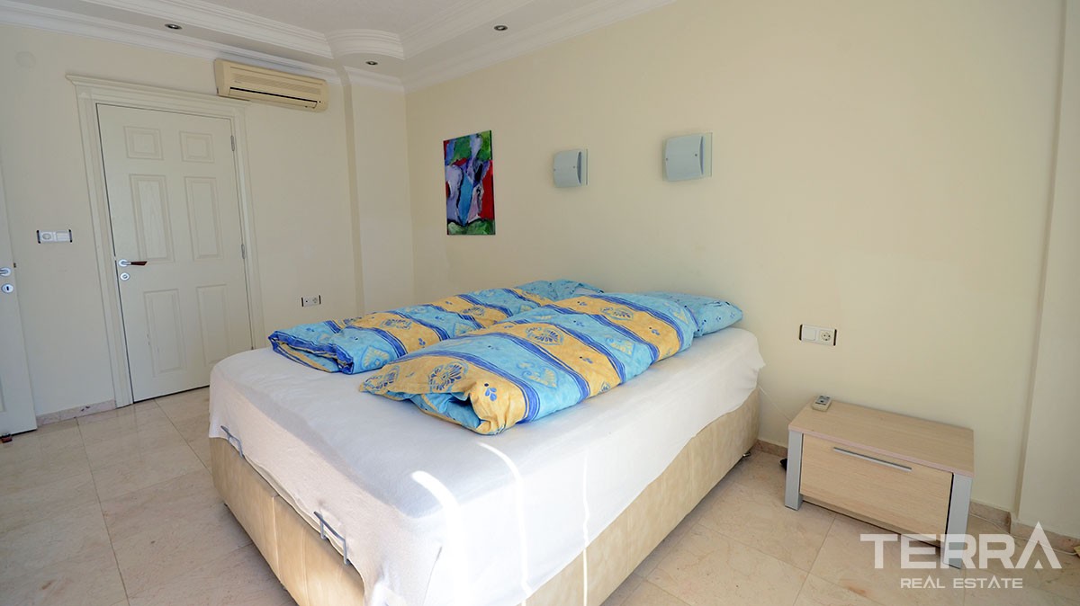 Sea-view Fully Furnished and Exclusive Villa for Sale in Alanya - 16322