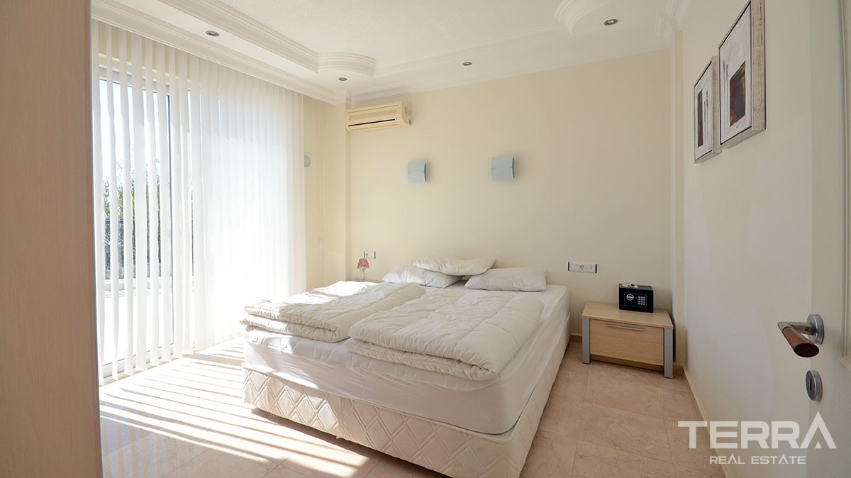 Sea-view Fully Furnished and Exclusive Villa for Sale in Alanya - 16325