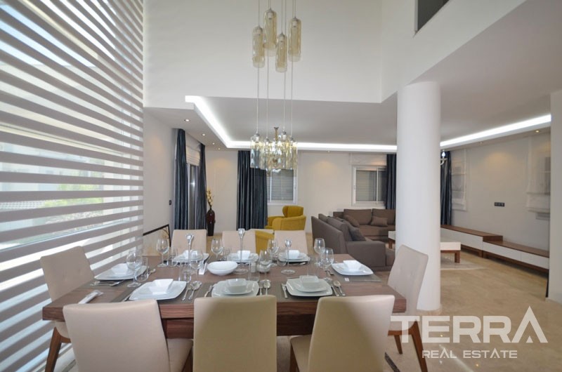 Exclusive Villa with Swimming Pool in Fethiye - 16516
