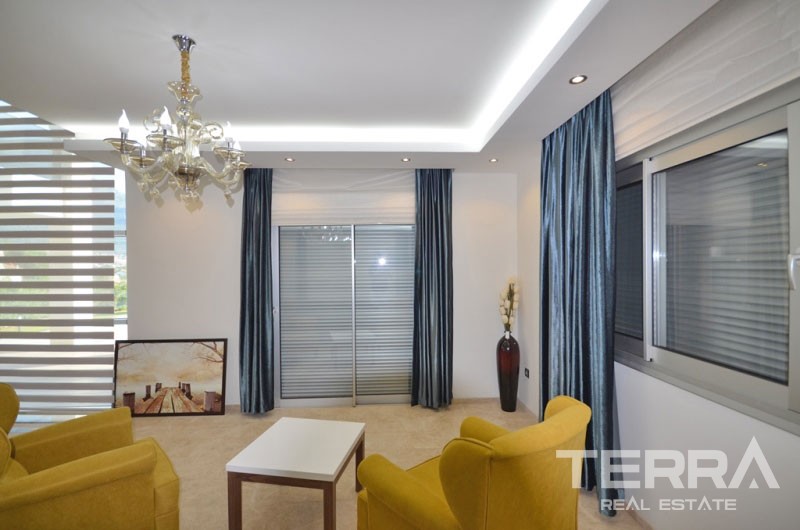 Exclusive Villa with Swimming Pool in Fethiye - 16525