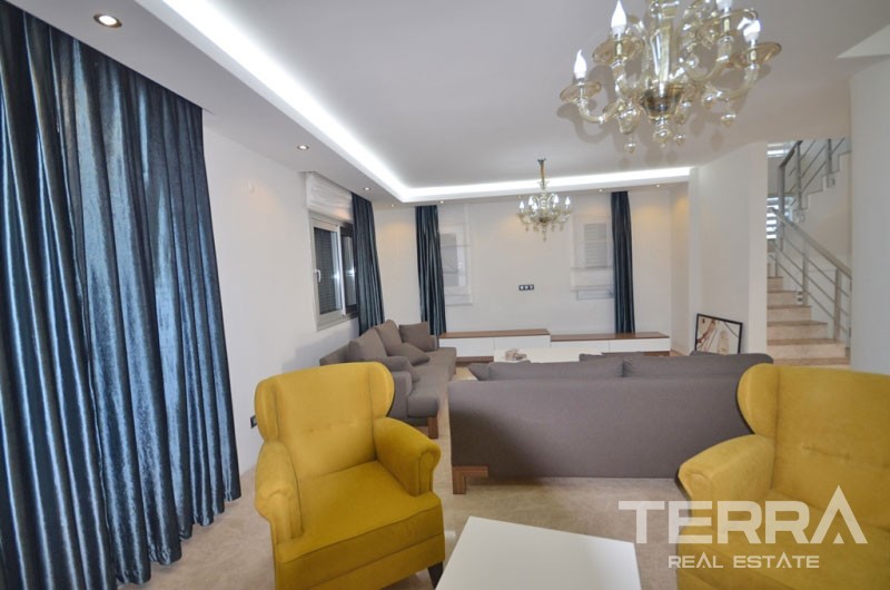 Exclusive Villa with Swimming Pool in Fethiye - 16527