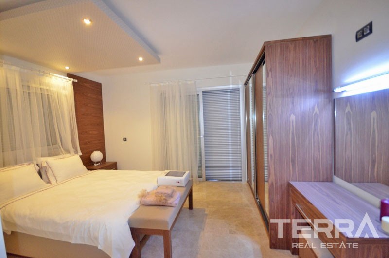 Exclusive Villa with Swimming Pool in Fethiye - 16534