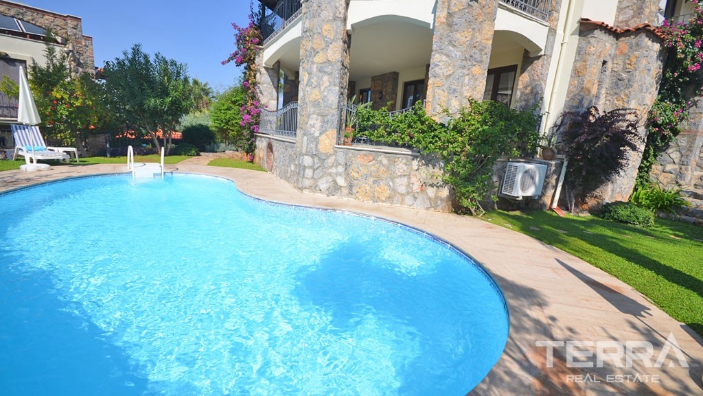 Exklusive Villa mit Meerblick, großem Pool und Garten in Fethiye - 16591