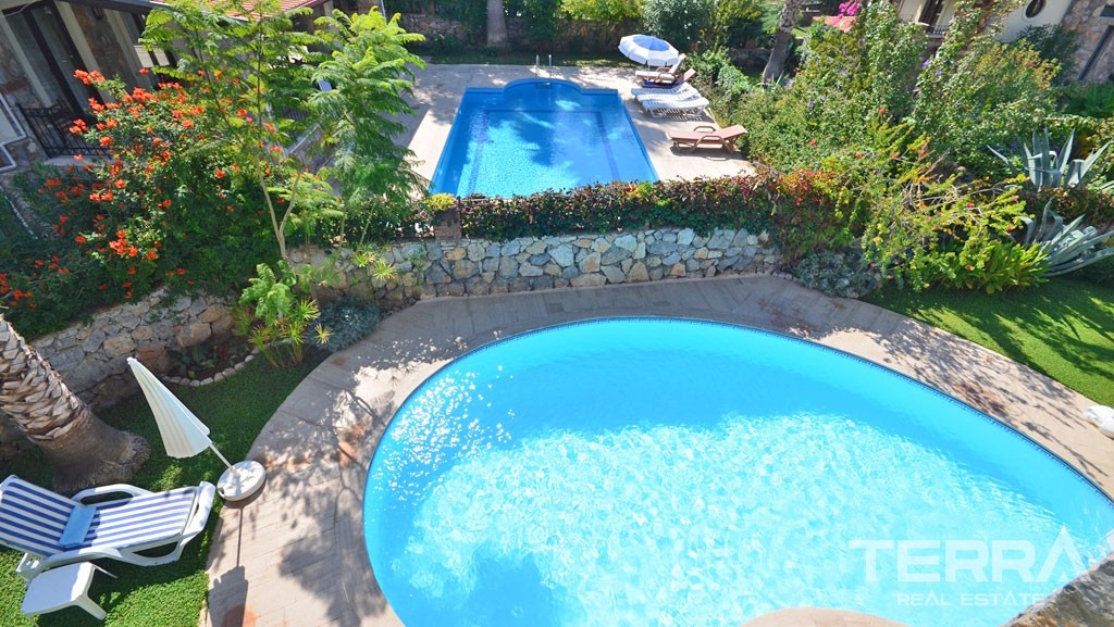 Exklusive Villa mit Meerblick, großem Pool und Garten in Fethiye - 16602
