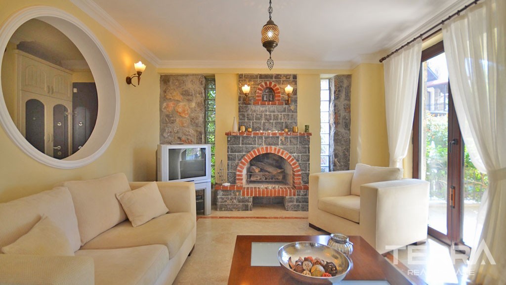 Exklusive Villa mit Meerblick, großem Pool und Garten in Fethiye - 16621