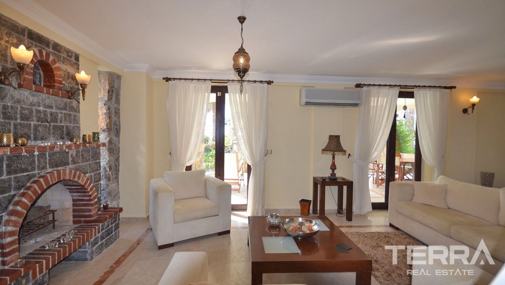 Exklusive Villa mit Meerblick, großem Pool und Garten in Fethiye - 16622