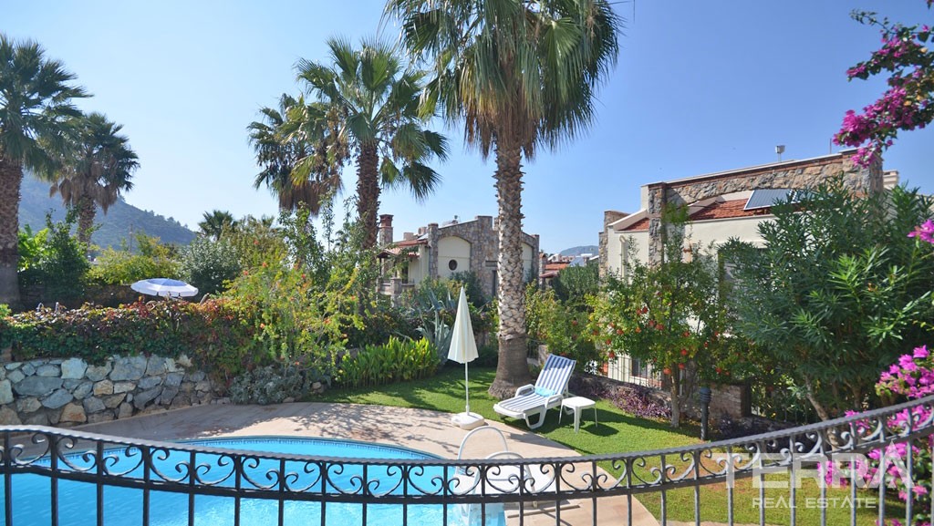 Exklusive Villa mit Meerblick, großem Pool und Garten in Fethiye - 16625