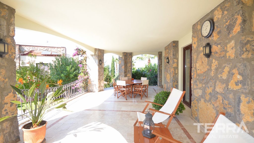 Exklusive Villa mit Meerblick, großem Pool und Garten in Fethiye - 16626