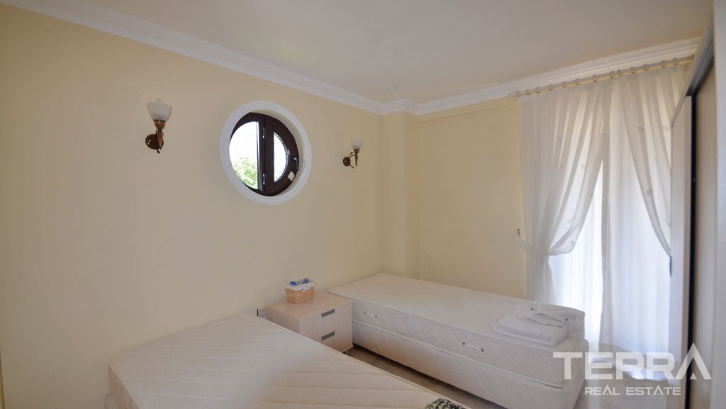 Exklusive Villa mit Meerblick, großem Pool und Garten in Fethiye - 16629