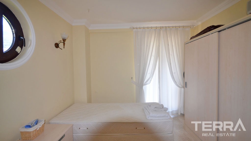 Exklusive Villa mit Meerblick, großem Pool und Garten in Fethiye - 16630