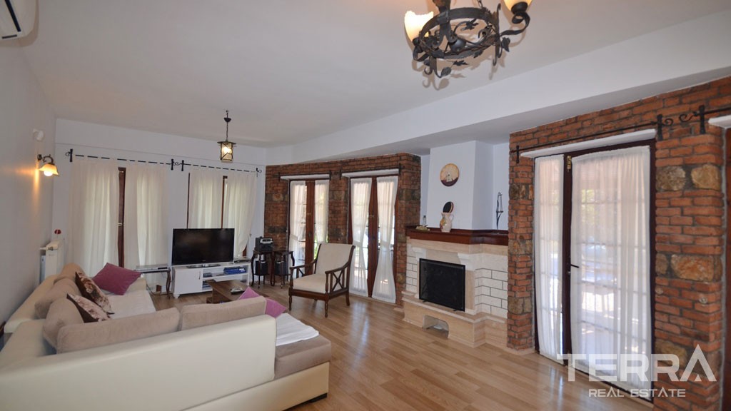 Fully Furnished Re-sale Villas in Fethiye With Private Swimming Pool - 16736