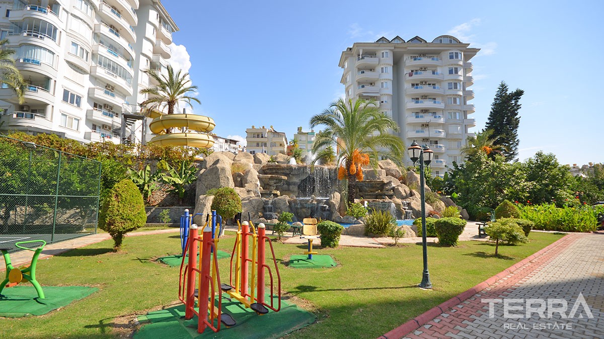 Fully Furnished Re-sale 1+1 Apartment for Sale in Alanya - 16774