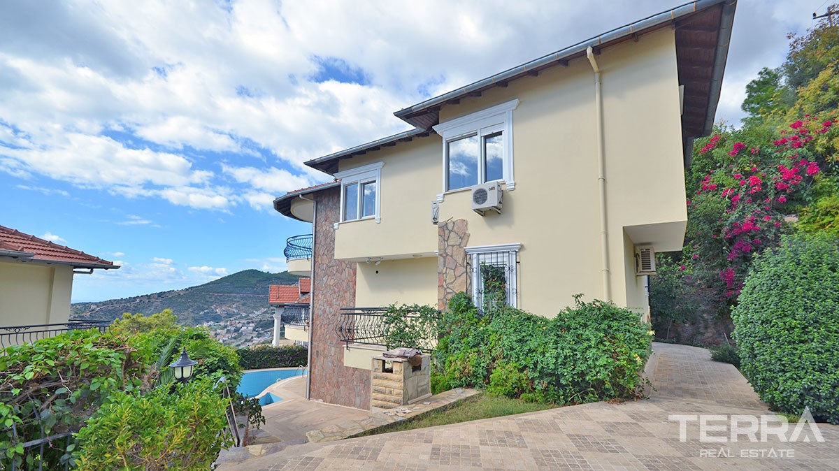 Exclusive Villa for Sale in Alanya Bektaş - 16794