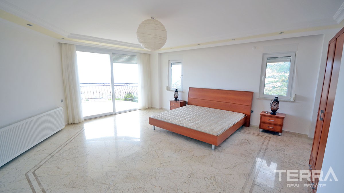 Exclusive Villa for Sale in Alanya Bektaş - 16803