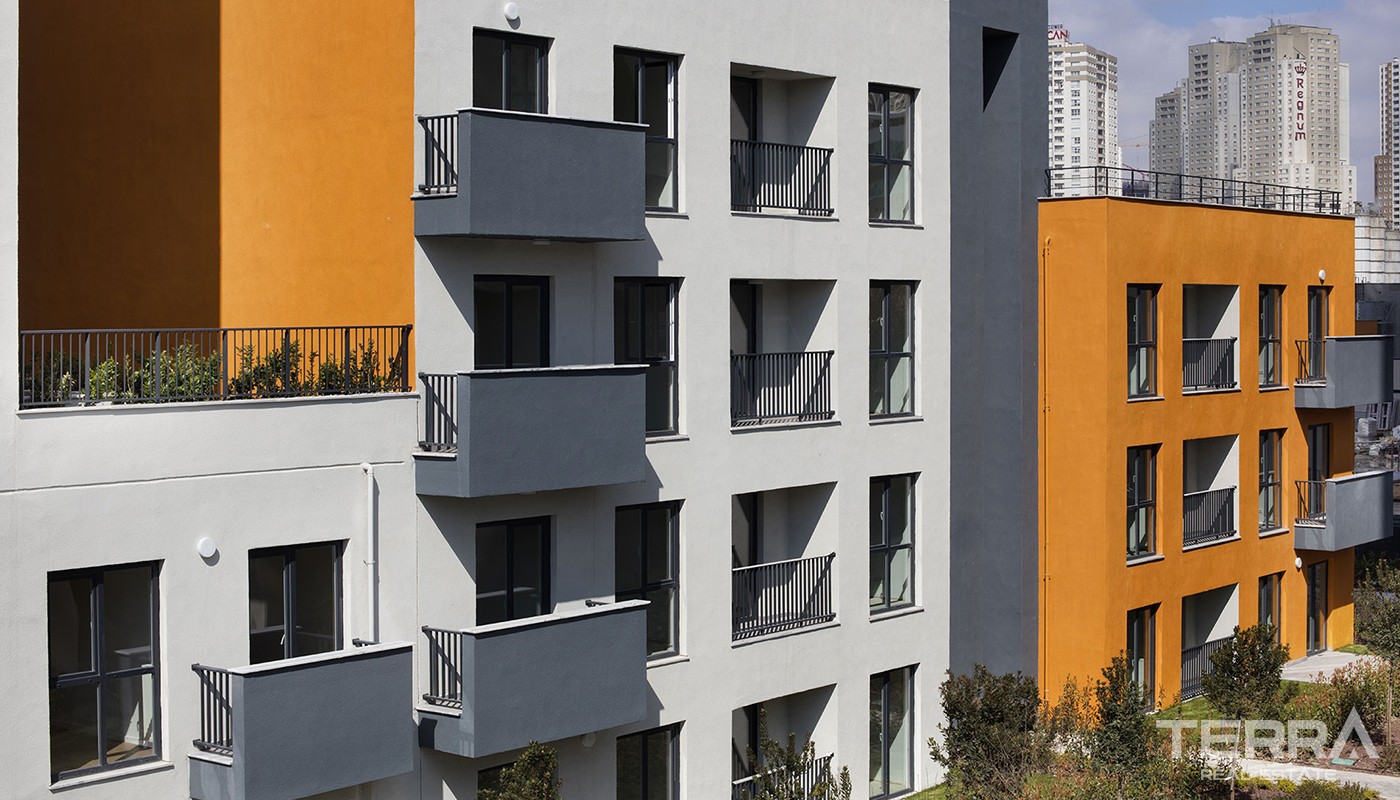 Centrally Located Istanbul Apartments with Five Star Facilities - 17003