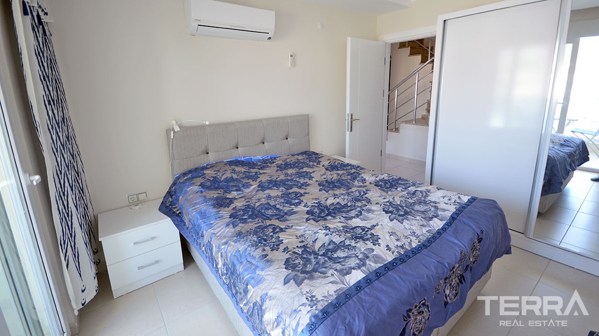 Fully Furnished Penthouse for Sale in Alanya Mahmutlar - 17291