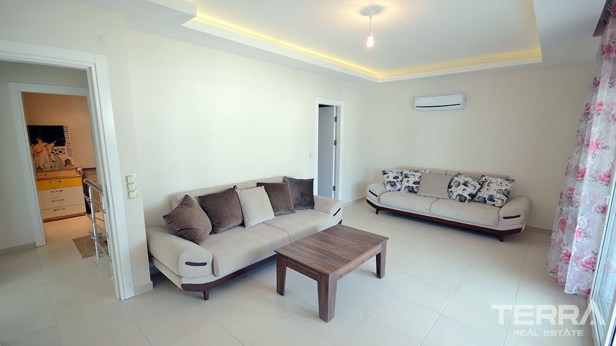 Fully Furnished Penthouse for Sale in Alanya Mahmutlar - 17294