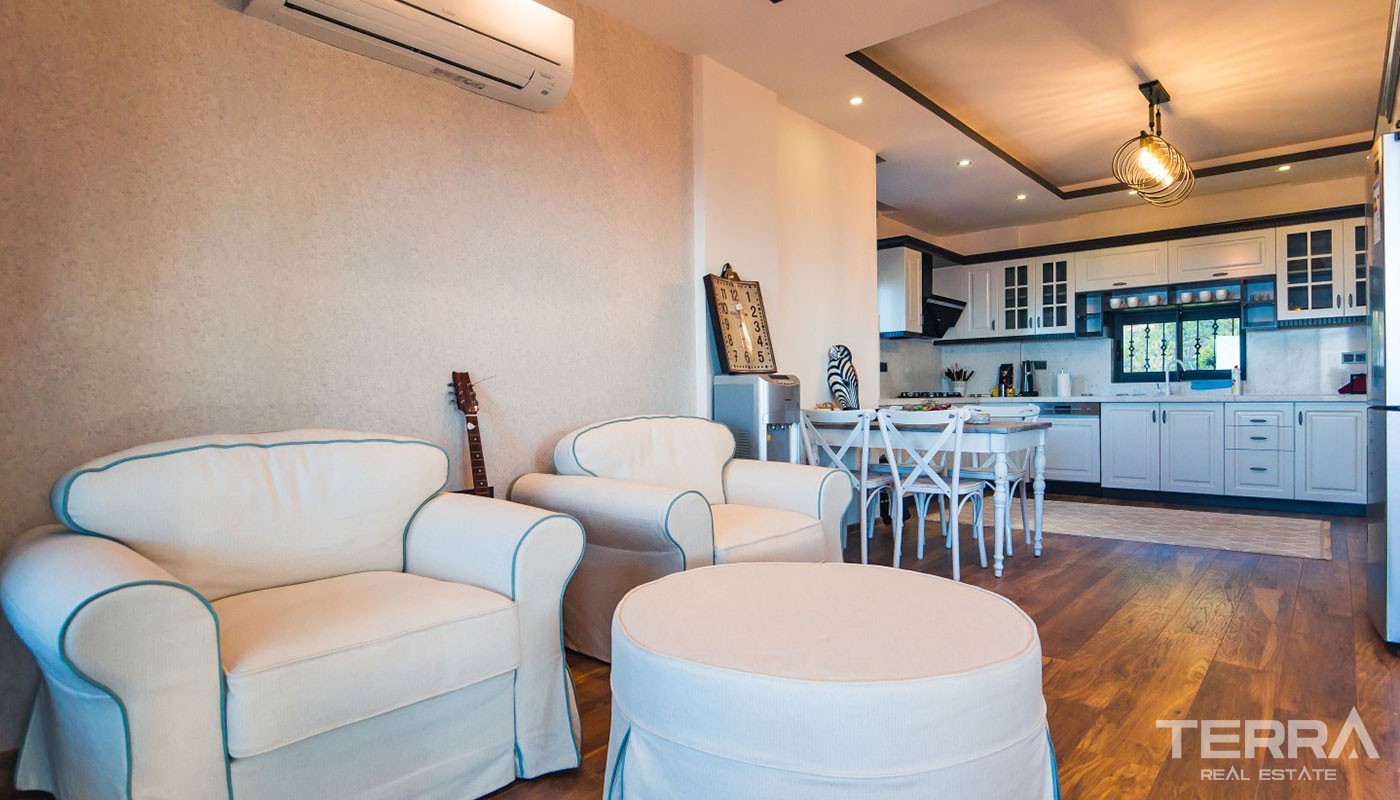Villa With an Exceptional Panoramic Sea View in Alanya Kestel - 17343