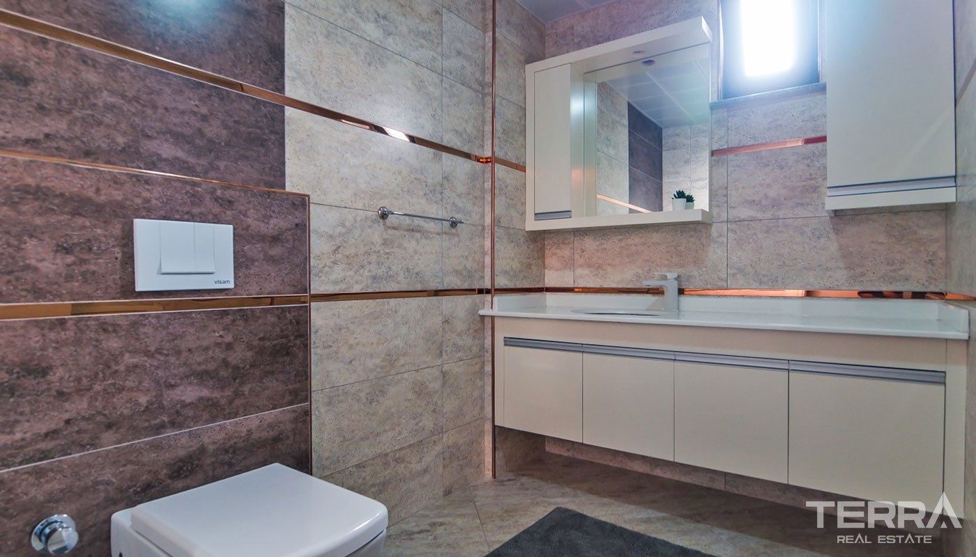 Villa With an Exceptional Panoramic Sea View in Alanya Kestel - 17354