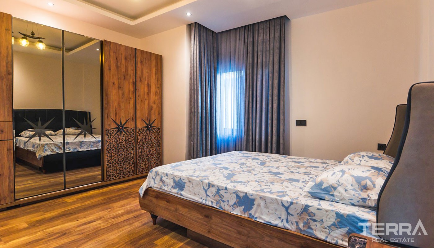 Villa With an Exceptional Panoramic Sea View in Alanya Kestel - 17362
