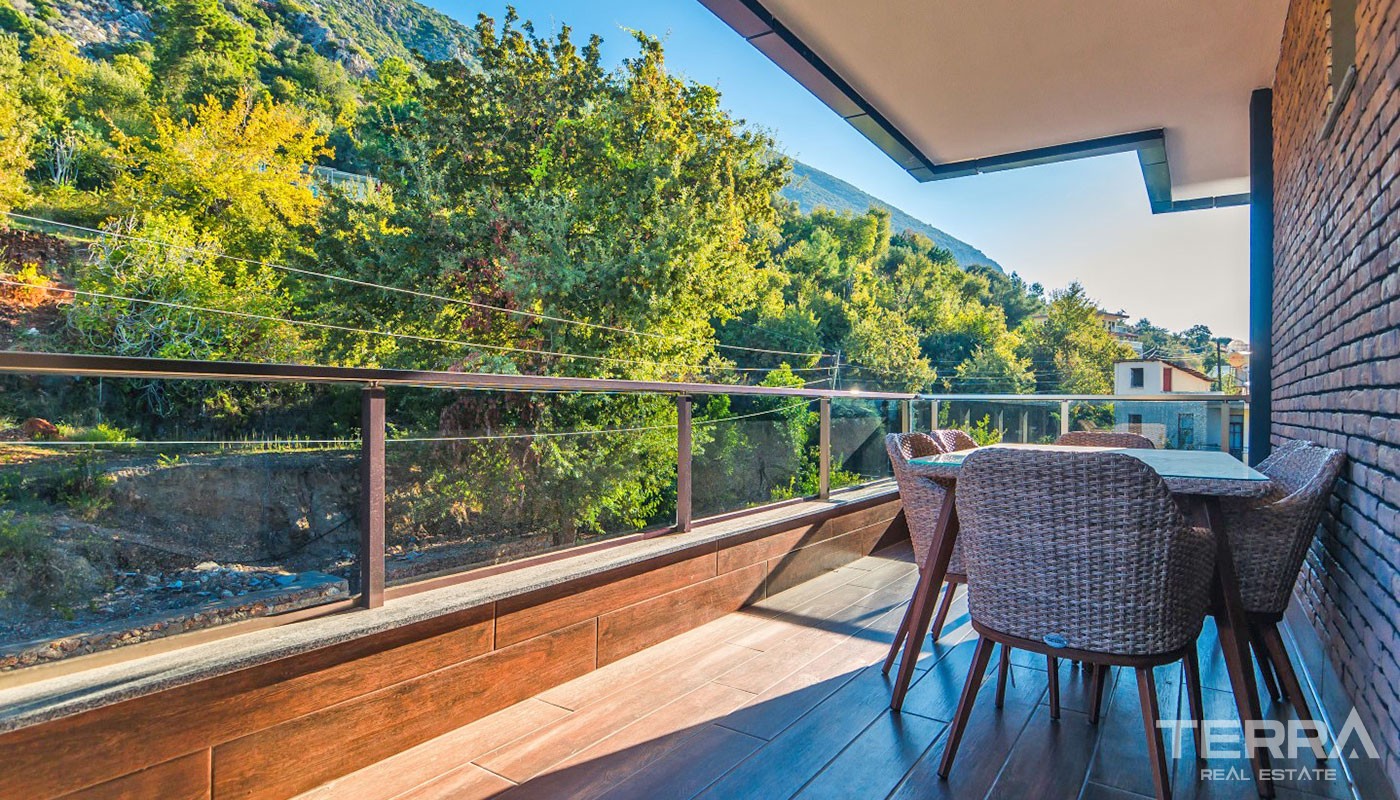 Villa With an Exceptional Panoramic Sea View in Alanya Kestel - 17366