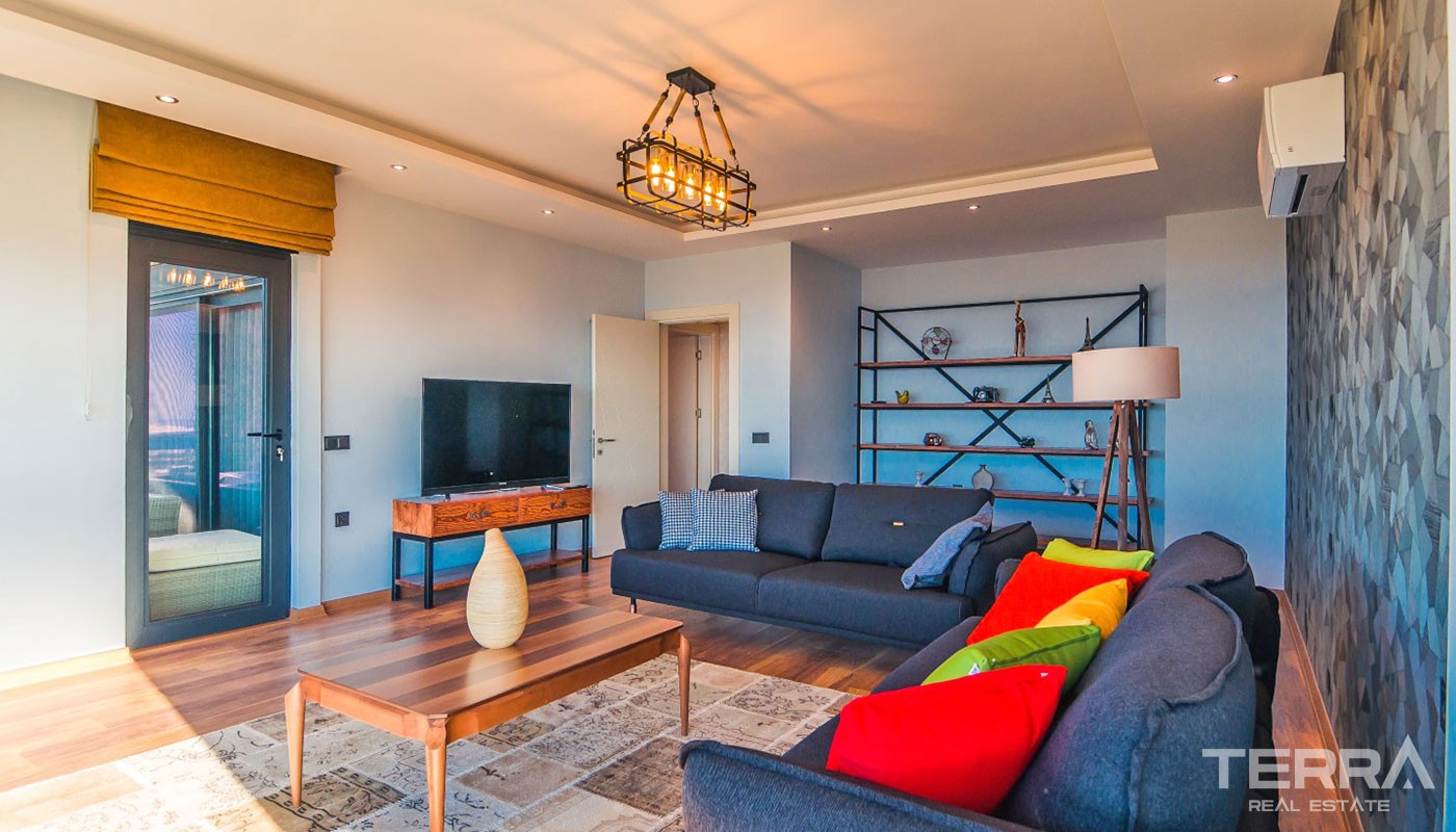 Villa With an Exceptional Panoramic Sea View in Alanya Kestel - 17368