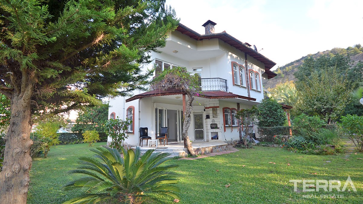 Affordable Villa for Sale in Alanya With a Swimming Pool - 17408