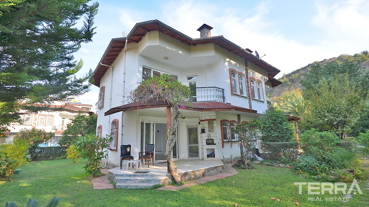 Affordable Villa for Sale in Alanya With a Swimming Pool - 17409