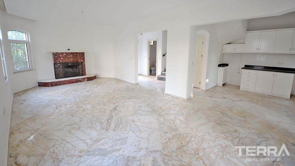 Affordable Villa for Sale in Alanya With a Swimming Pool - 17420