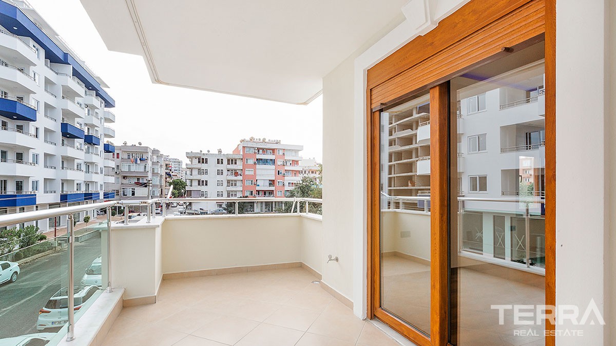 3-Bedroom Bargain Apartment in Mahmutlar Alanya with Separate Kitchen - 17478