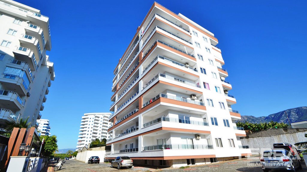 Bargain 2-Bedroom Furnished Apartment for Sale in Alanya Mahmutlar