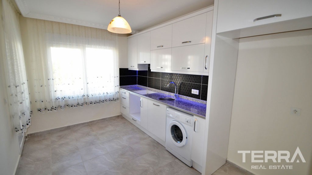 Bargain 2-Bedroom Furnished Apartment for Sale in Alanya Mahmutlar - 17467