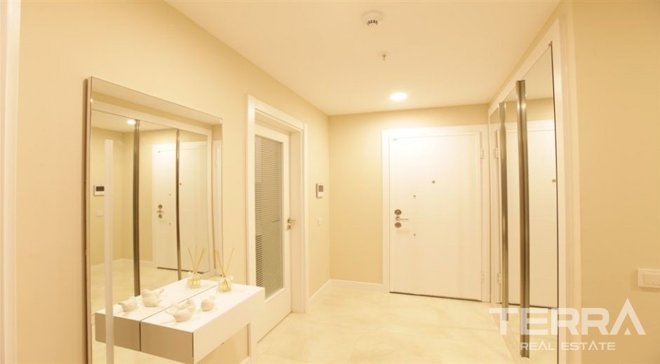 Brand-New Istanbul Apartments Close the Highways in Bağcılar - 17636