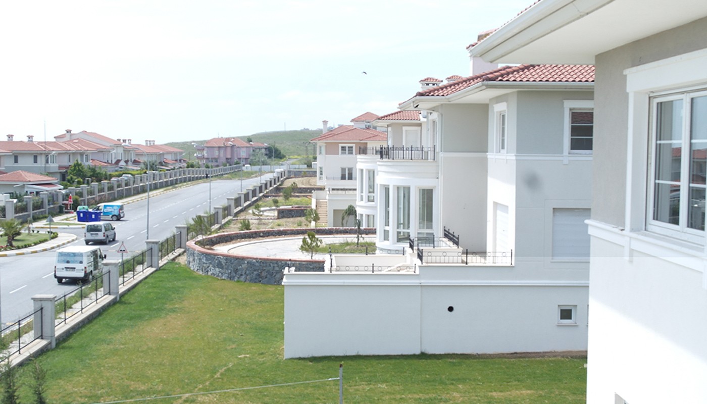 Sea-view Istanbul Marina Houses Surrounded by Green Area - 17722