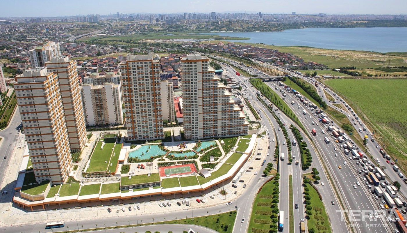 Affordable Apartments with Spectacular Sea View in Istanbul Avcilar - 17925