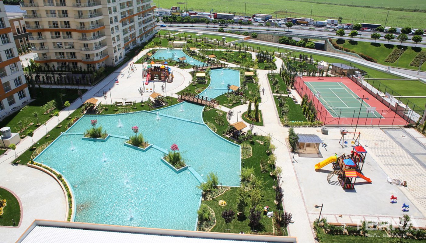 Affordable Apartments with Spectacular Sea View in Istanbul Avcilar - 17937