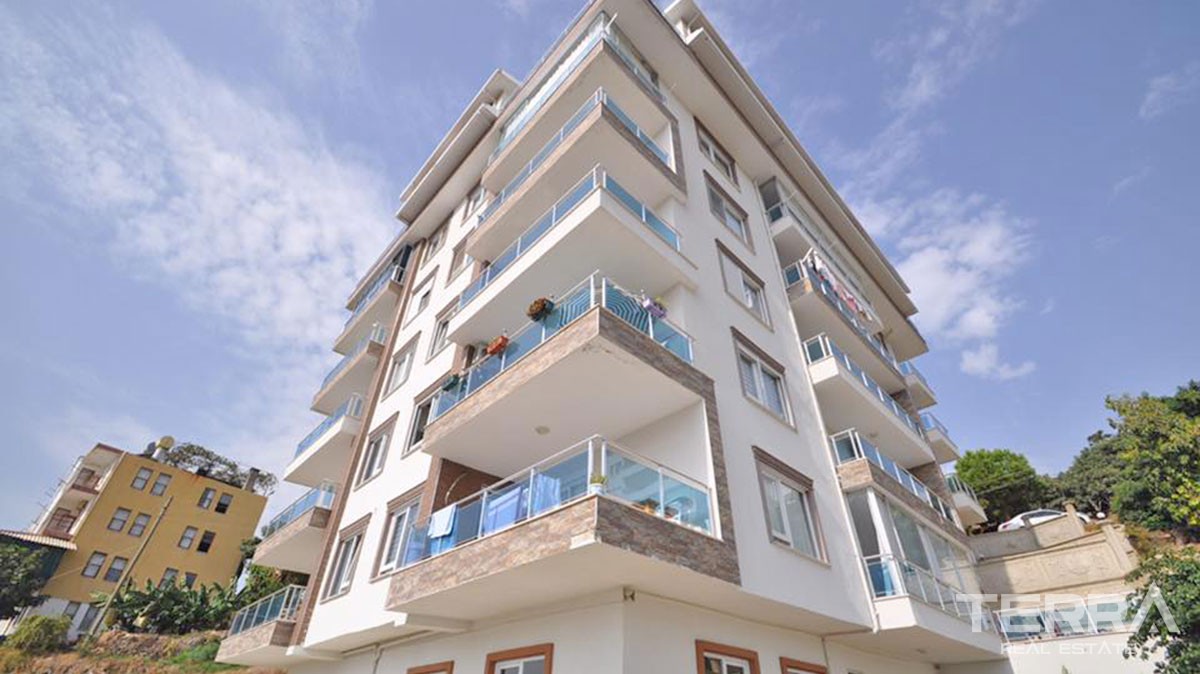 Bargain Apartment for Sale in Alanya Cikcilli With Swimming Pool - 18030