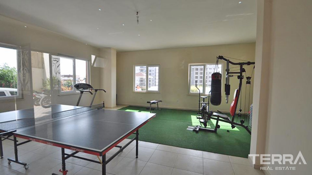 Bargain Apartment for Sale in Alanya Cikcilli With Swimming Pool - 18032