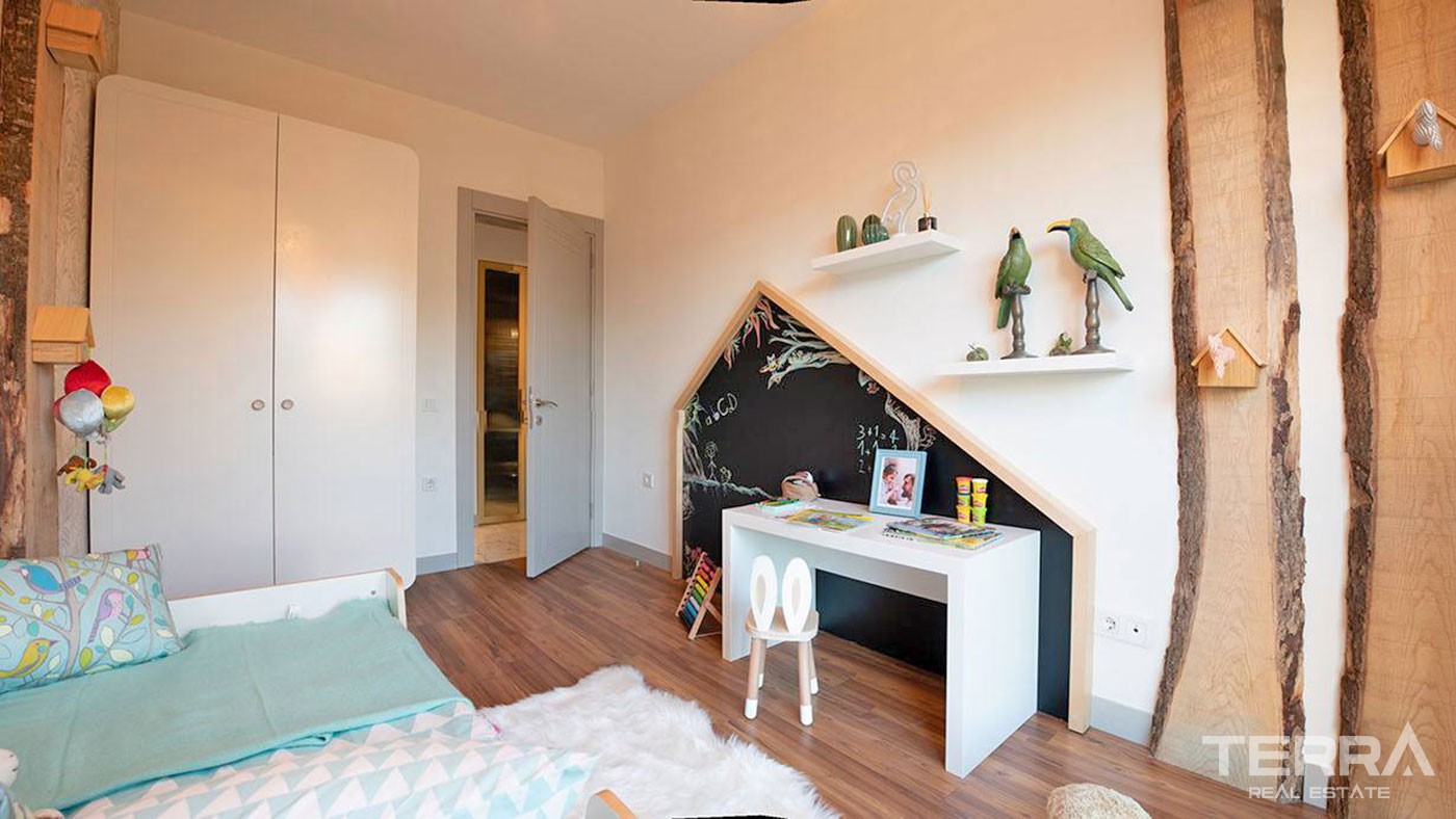 Luxury Apartments in High-end Complex in Istanbul - 38648