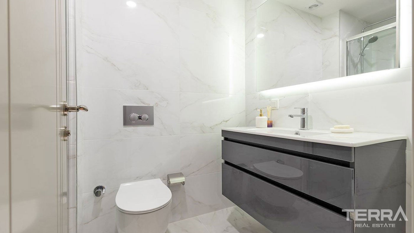 Luxury Apartments in High-end Complex in Istanbul - 38650