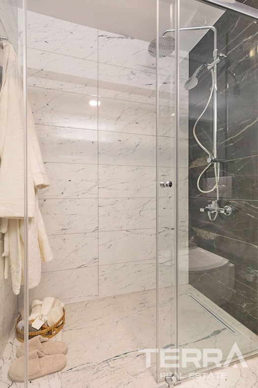 Luxury Apartments in High-end Complex in Istanbul - 38652