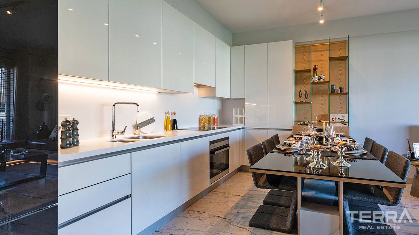 Luxury Apartments in High-end Complex in Istanbul - 38663