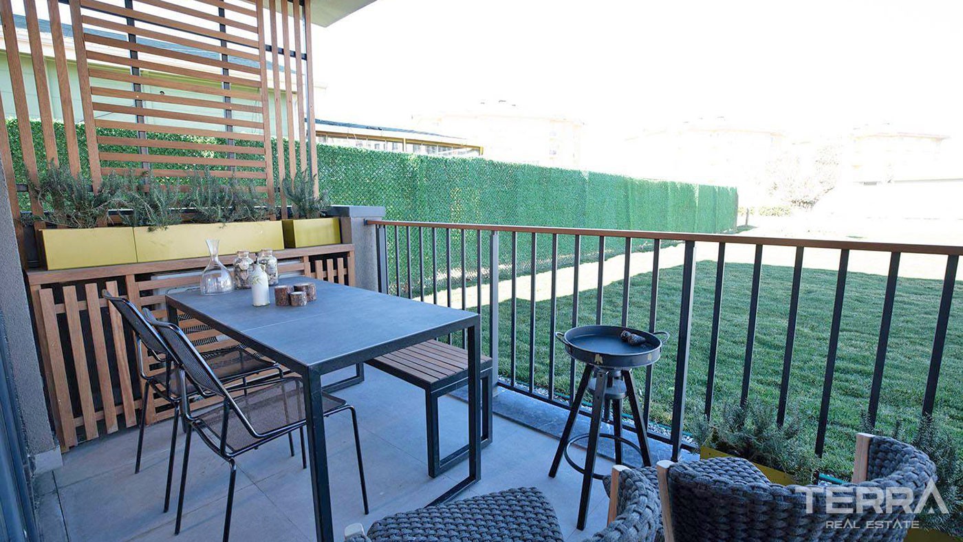 Luxury Apartments in High-end Complex in Istanbul - 38664