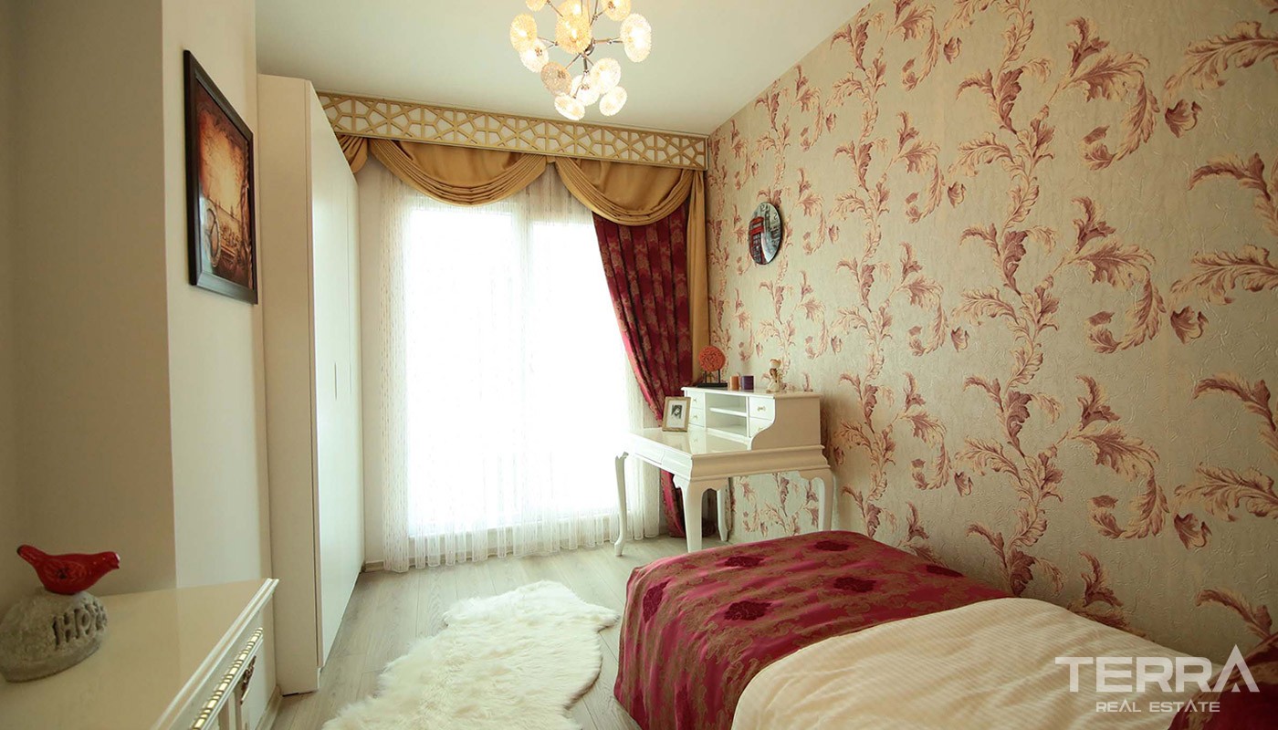 Sea view Apartments with Beautiful Garden in Istanbul Beylikdüzü - 18536