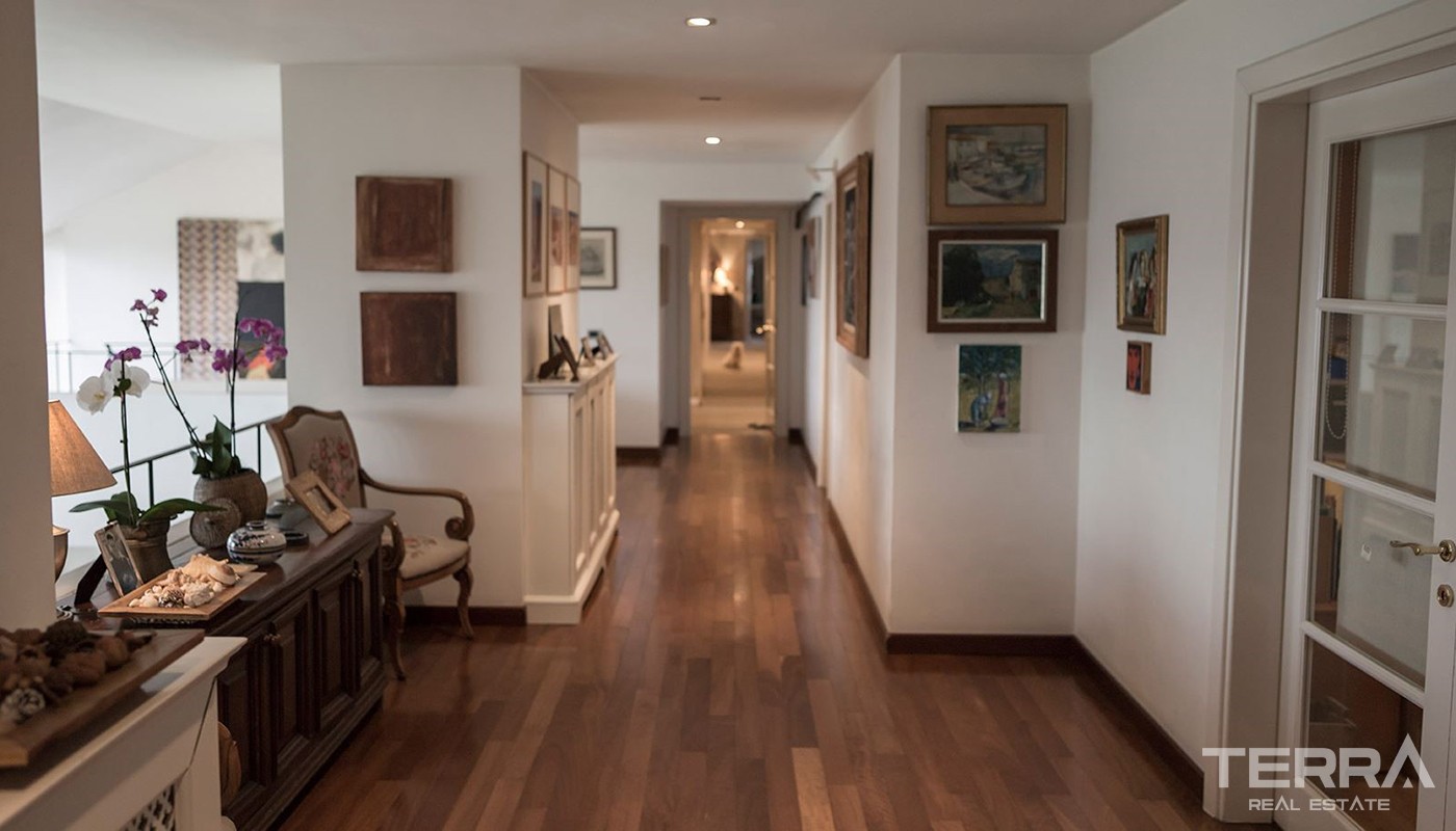 Exclusive Penthouse by Bosphorus Strait in Istanbul Beşiktaş - 19393