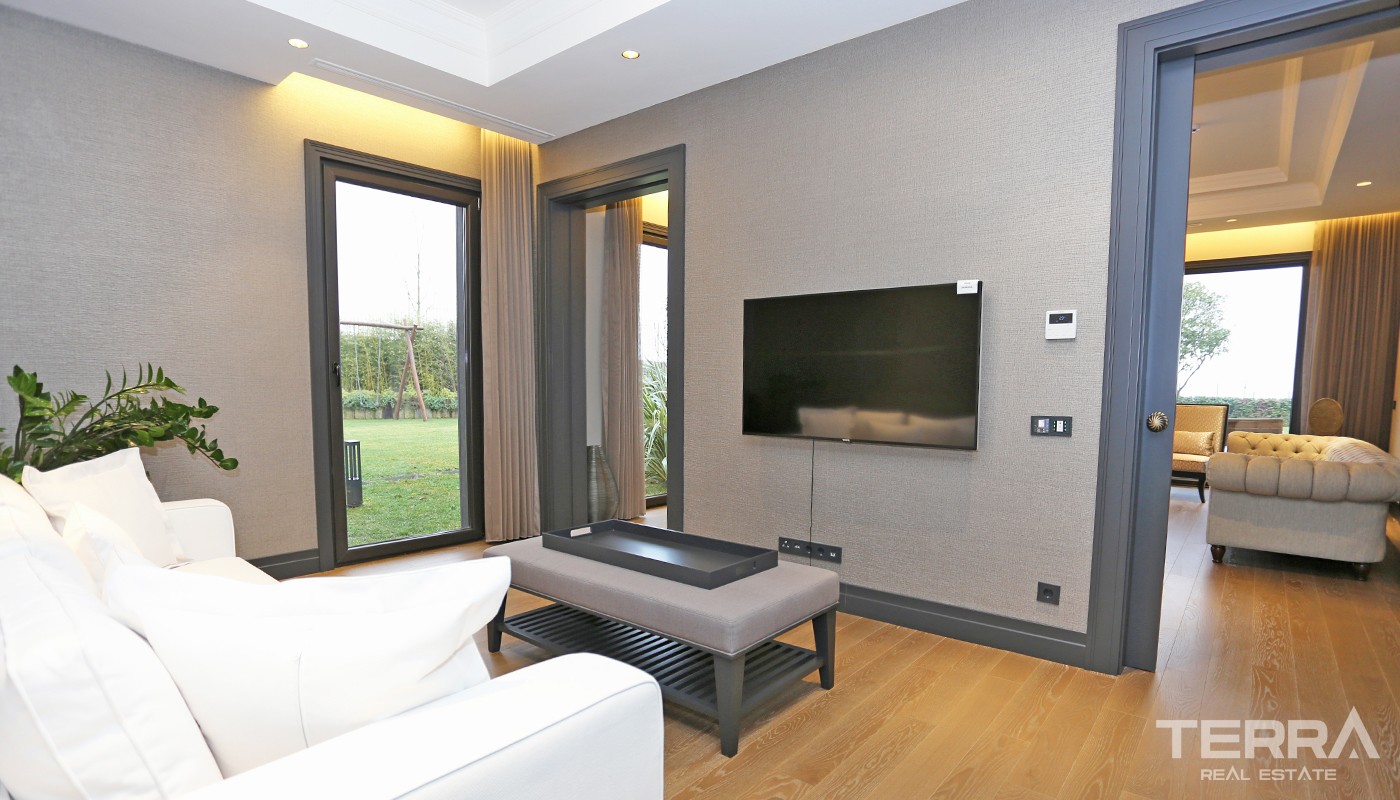 Modern Villas in Family-Orientated Complex in Istanbul Büyükçekmece - 33226
