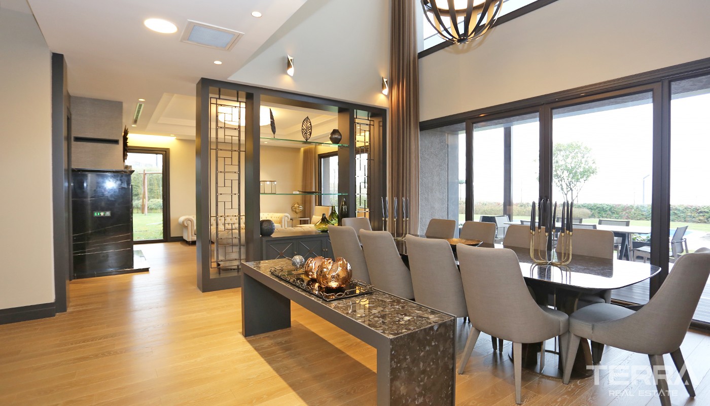 Modern Villas in Family-Orientated Complex in Istanbul Büyükçekmece - 33229