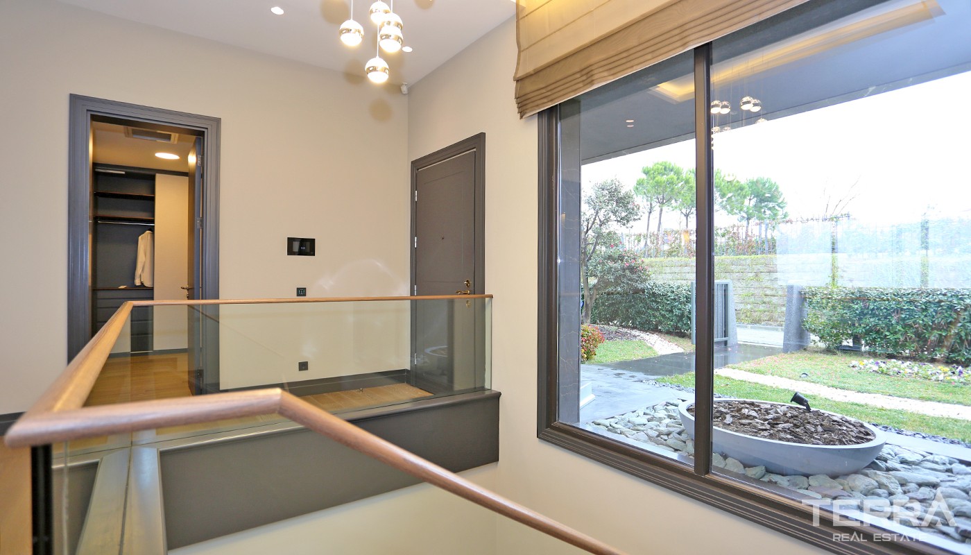 Modern Villas in Family-Orientated Complex in Istanbul Büyükçekmece - 33232